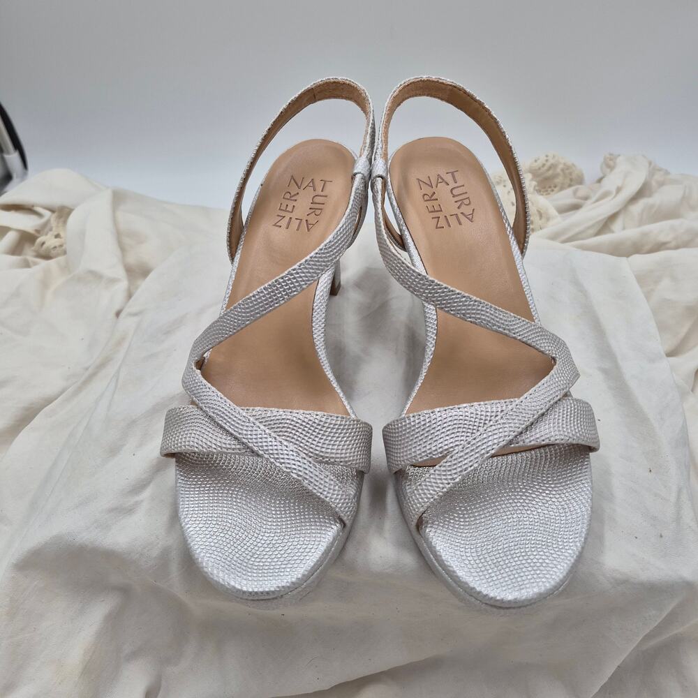 Naturalizer Silver Textured Slingback Heels